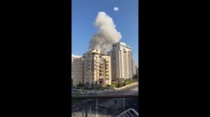 Утром Иран запустил по Израилю несколько десятков ракет. Есть прилёты в центре и на юге страны !!!