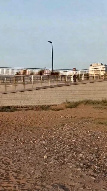 Вечерний прибой на новой набережной Автограда смотреть онлайн