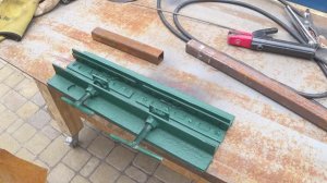 струбцина для соединения  профильной трубы