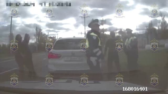 Петербурженка предстанет перед судом за распространение наркотиков в Новгородской области