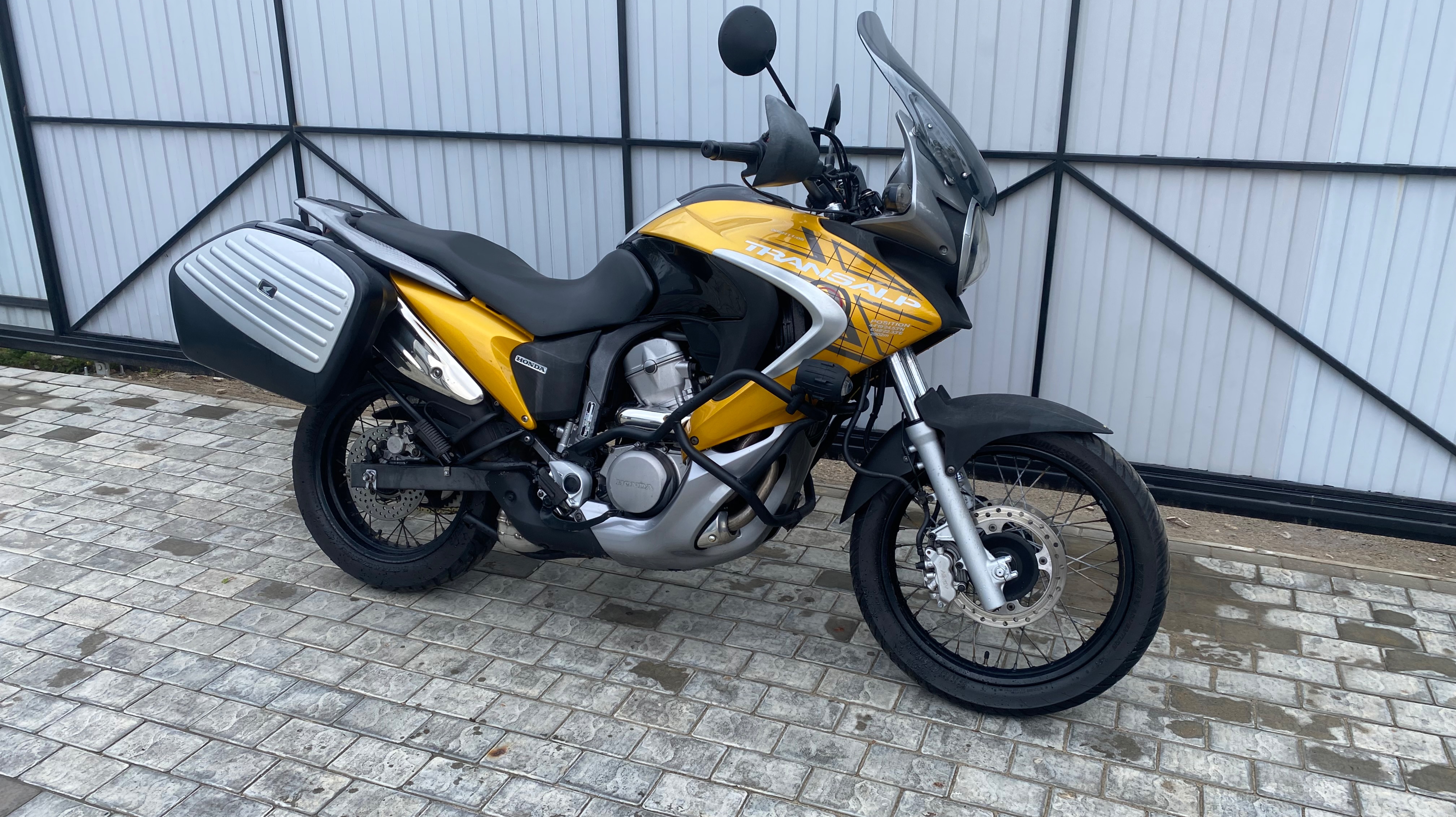 Обзор мотоцикла Honda xl700v,2008год