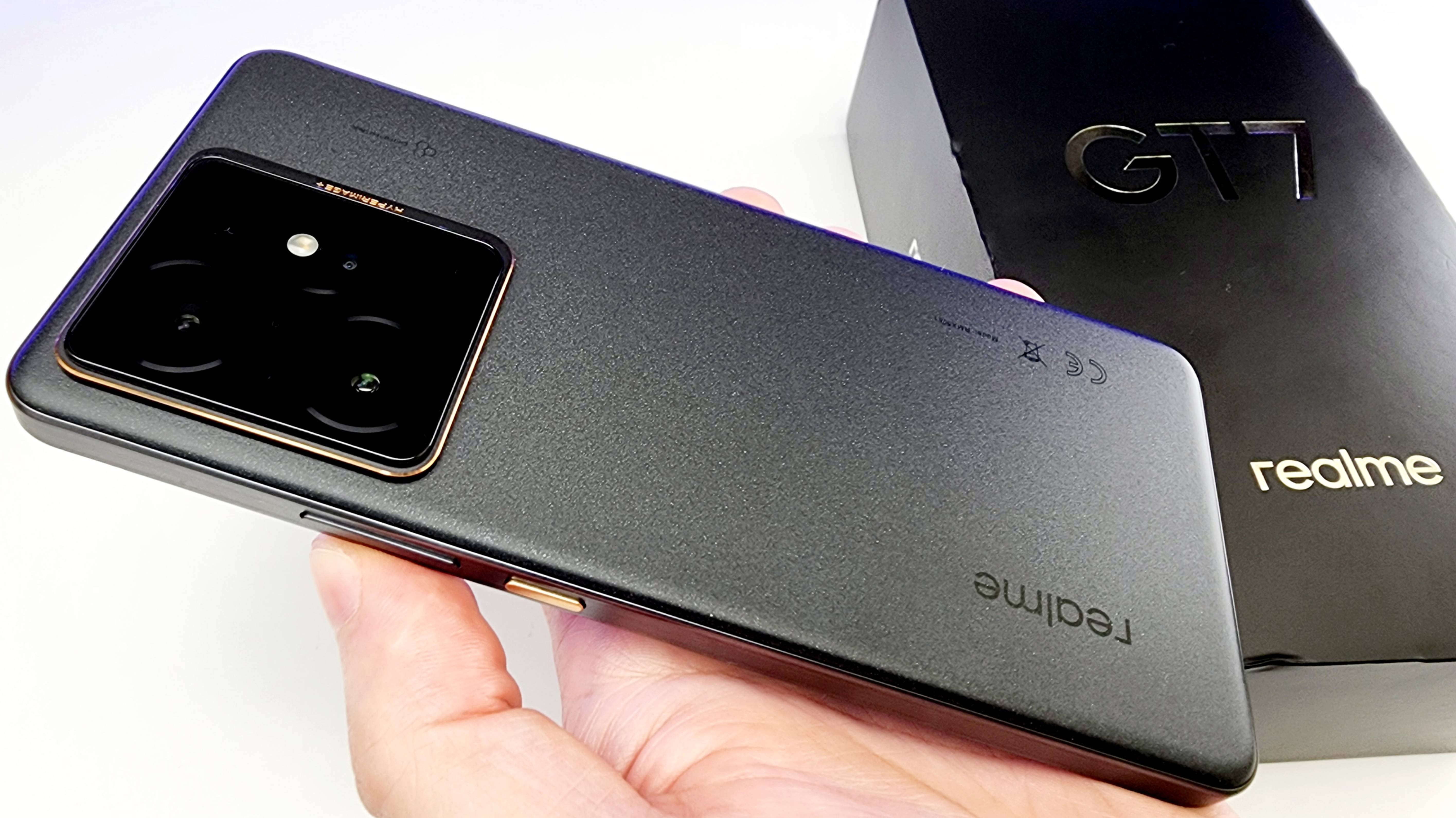 Xiaomi и Samsung НЕ НУЖЕН! ⚡ Взял Realme GT7 этот Смартфон РВЕТ ВСЕХ