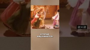 Ты тоже рано стала взрослой?
Старшие дети взрослеют быстро