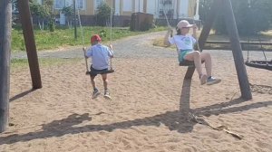 Чудесная игровая площадка у Храма Николая Чудотворца в селе Николо-- Березовка.