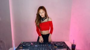 누나한테 빨간맛좀 볼래   DJ이나   2020최신클럽음악   방구석클럽