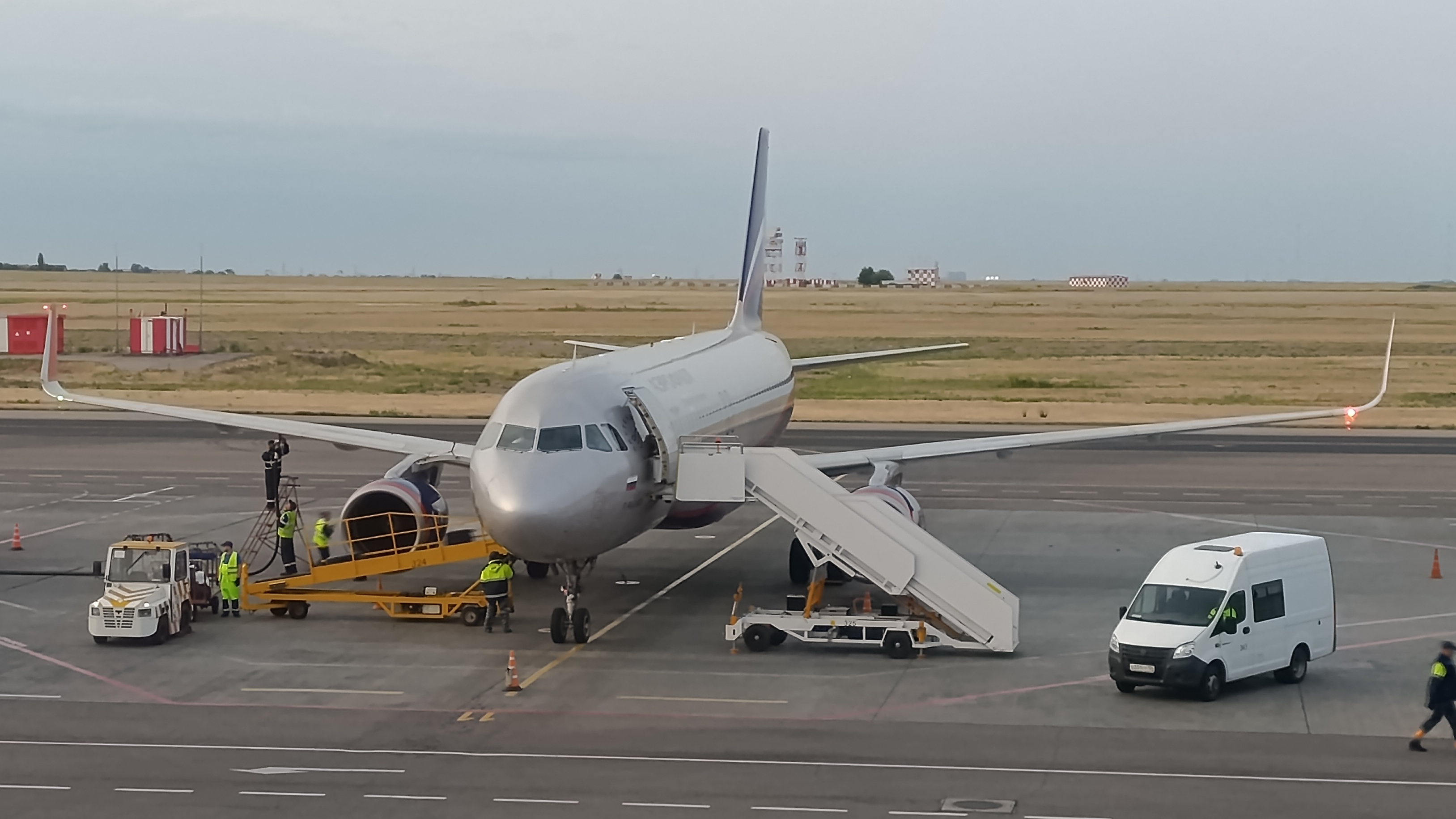 Полет на самолете Airbus A320 а/к Аэрофлот рейс Москва - Волгоград - Москва | Взлет и посадка