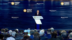 Путин заявил о необходимости переводить Россию на экономику высоких зарплат