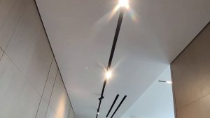 Натяжной потолок в квартире - Белый Верх.