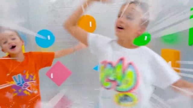 Влад и Ники ищут выход из комнаты - Челленджи для детей