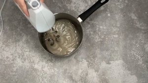 КАК ПРИГОТОВИТЬ ПОМАДКУ ДЛЯ КУЛИЧЕЙ ИЗ САХАРНОЙ ПУДРЫ? Белая вкусная глазурь без яиц и желатина