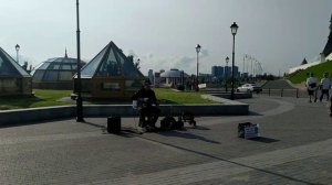 человек поёт цоя в Казани