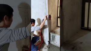 Процесс проведения кабеля.