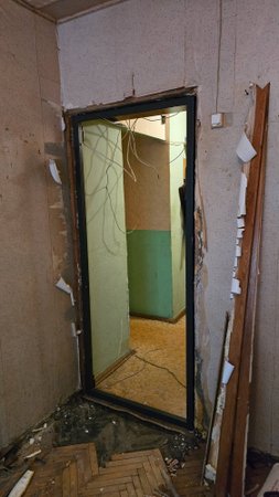 Начали ремонт комнаты в коммунальной квартире