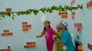 Влад и Ники - Веселые приключения с Крисом и друзьями