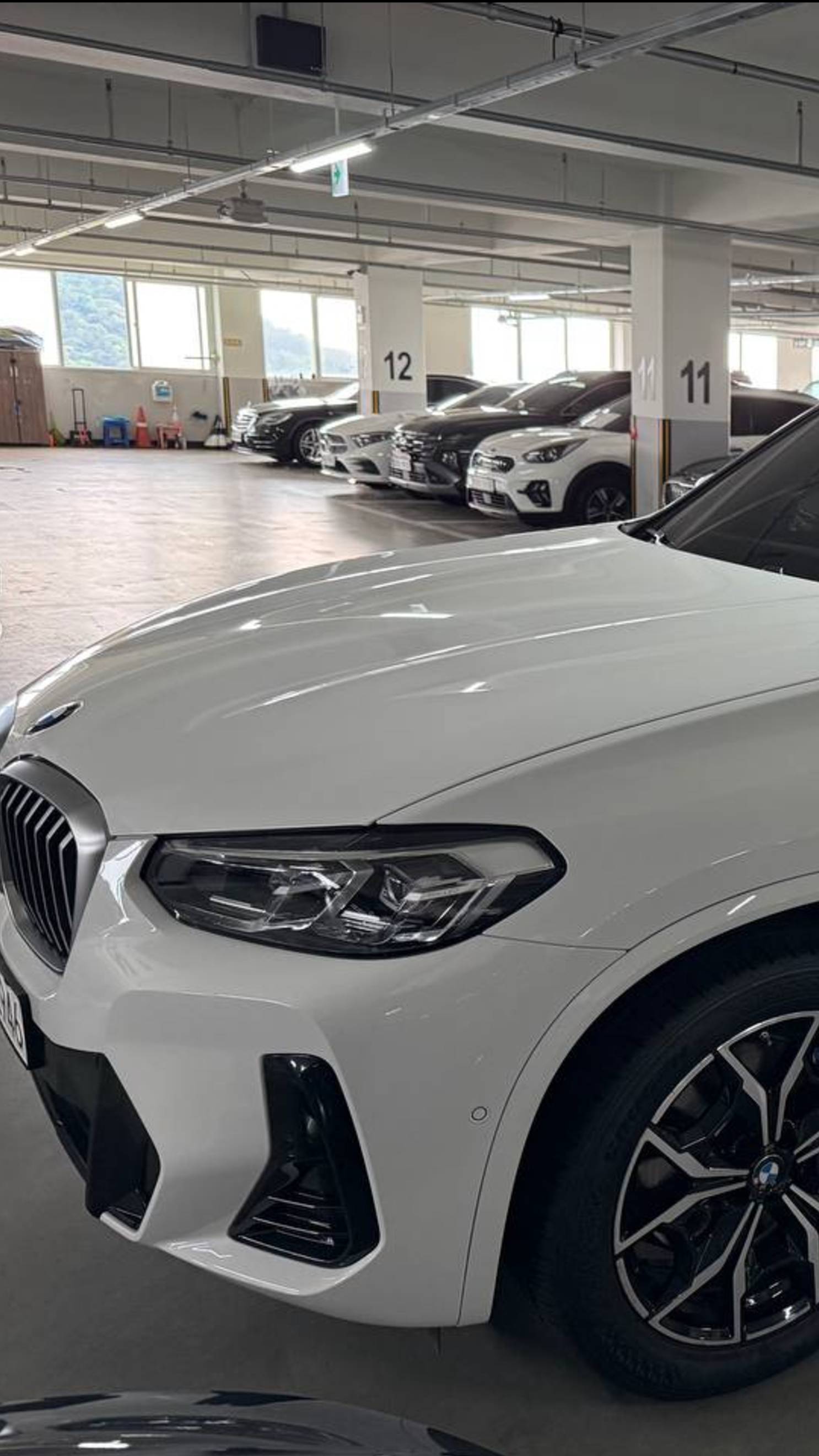 BMW X3 xDrive 20d Msport. Забрали авто у дилера, перегнали на парковку. Южная Корея 🇰🇷 #SekaiAuto
