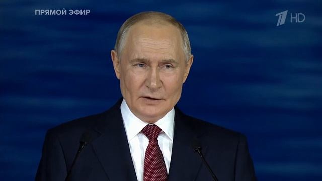 Путин: важно добиваться сопряжения ОПК с гражданским сектором промышленности