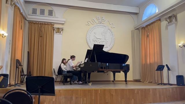 Витольд Лютославской - «Вариации на тему Паганини» для двух фортепиано. Е. Крутова и А. Винокурова
