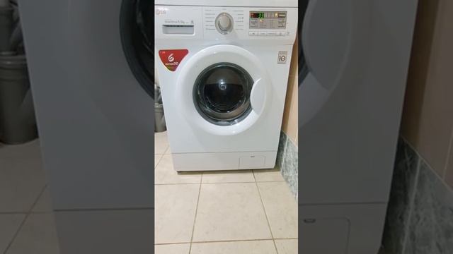 Стиральная машина LG F10B8MD/Промежуточный отжим/ Хлопок 60°, 1000 об/мин