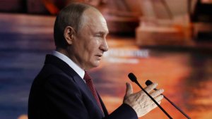 Путин: Доля G7 в мировой экономике уменьшается из года в год