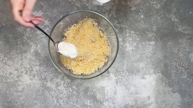 КАК ПРИГОТОВИТЬ САЛАТ ИЗ СЫРА С ЧЕСНОКОМ И МАЙОНЕЗОМ? Самый вкусный, на скорую руку, на праздник
