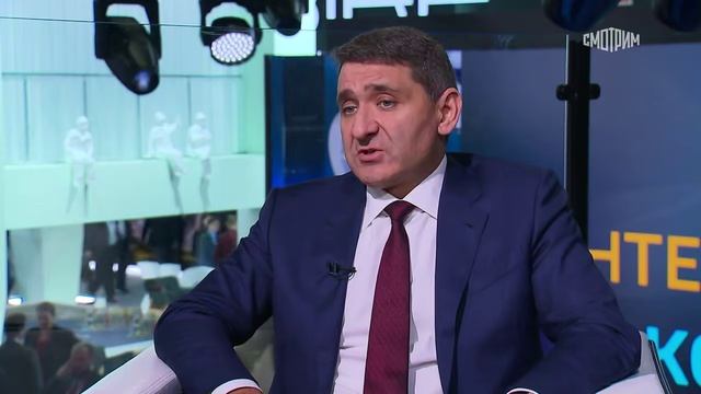 Андрей Рюмин на полях ПМЭФ-2025 дал интервью телеканалу «Россия 24»
