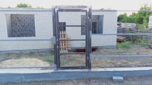 Сварил калитку в рамке и установил её