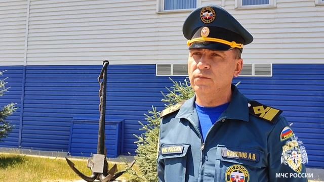 Сотрудники МЧС России призывают жителей и гостей Иркутской области соблюдать правила безопасности