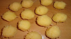 Картофельные шарики с сыром
