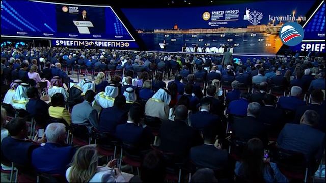 Путин: инвестиции в Россию должны вырасти на 60% к 2030 году