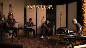 Maroon 5 - Girls Like You ( covered by @wowasax )