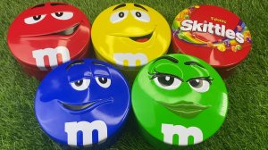 Ты точно не угадаешь, что в баночках Skittles и M&M’s!