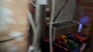 Без света,а энергии с солнечных панелей много лишней .