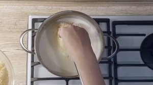 КАК ПРИГОТОВИТЬ СОУС БЕШАМЕЛЬ С СЫРОМ? Быстро,  вкусно, просто! Универсальный соус для любых блюд!