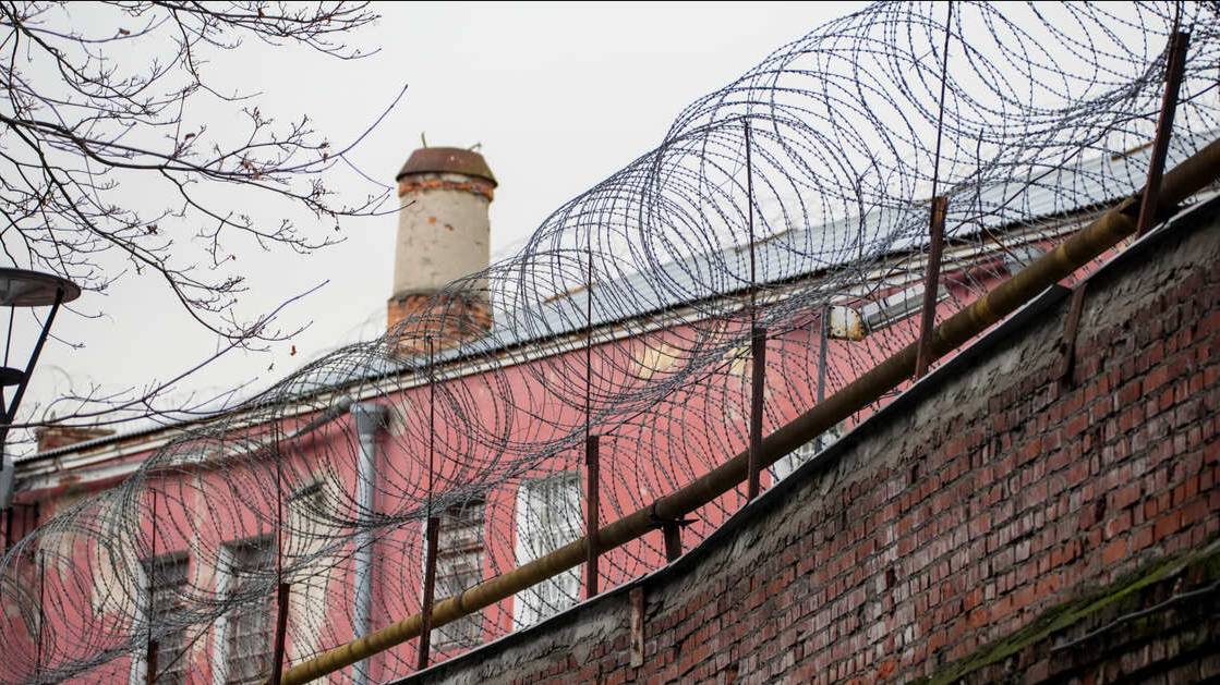 Россиянку приговорили к 22 годам колонии за финансирование ВСУ