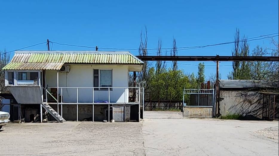 Производственно-складской комплекс, 938.5 м² с ЗУ в Крыму