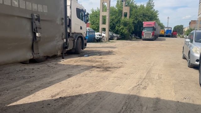 Где находится номер рамы телега Schmitz