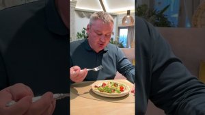 Салат с камчатским крабом — идеальное сочетание простоты и изысканности