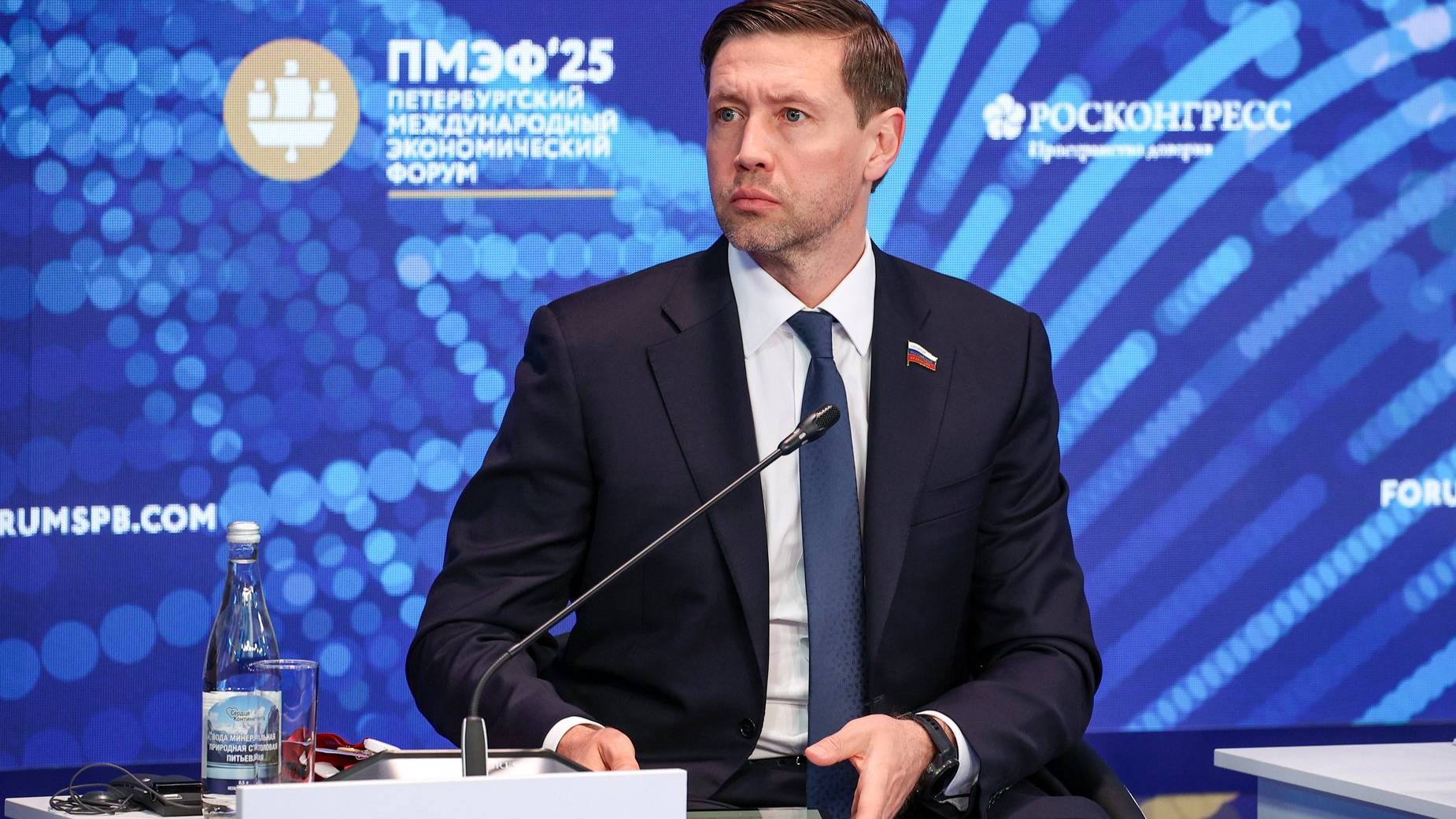 Выступление Артема Шейкина на сессии «ИИ в современной медиасфере»