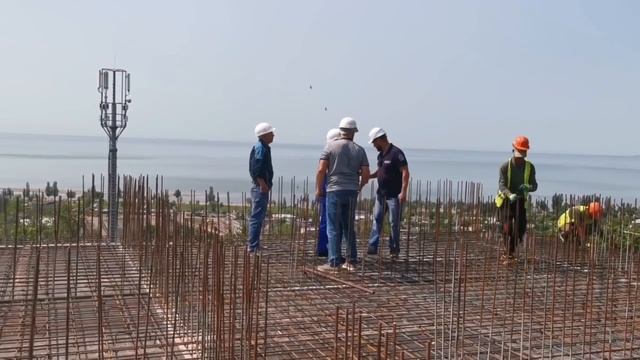 Подмосковные строители восстанавливают дом в Орджоникидзевском районе Мариуполе