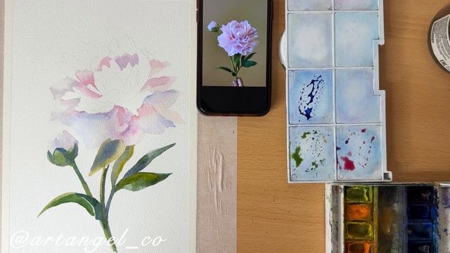 Царь цветов. Нежно-розовый пион.
Акварель+искусственный интеллект.