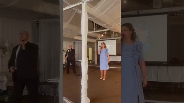 Музыкальное поздравление молодожёнам на свадьбе