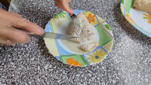 Просто заверните мясо в бумагу и готовьте без масла