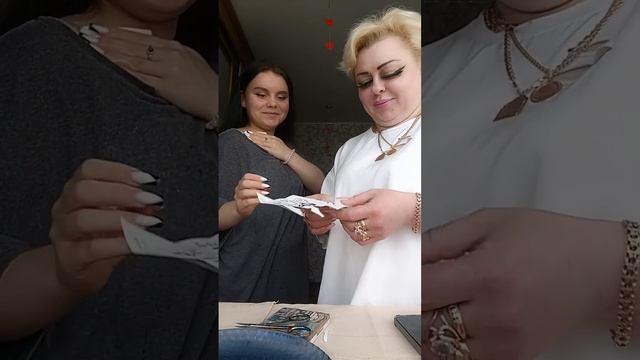 приветули !!бьем тату))))