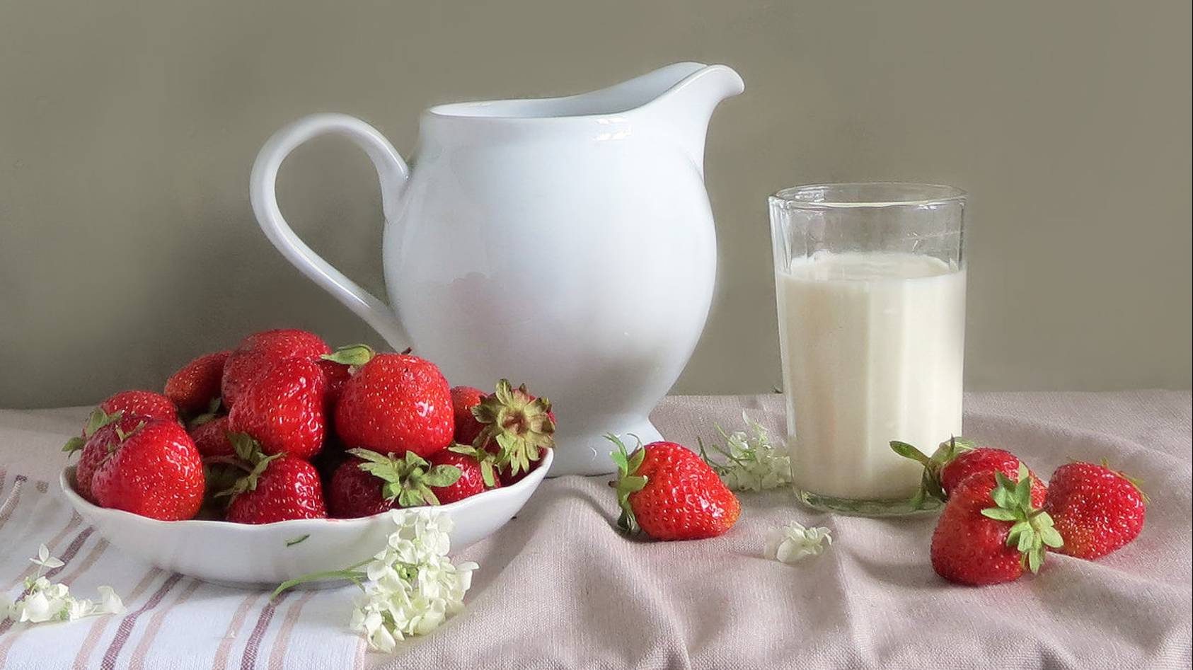 САМЫЙ ВКУСНЫЙ МОЛОЧНЫЙ ДЕСЕРТ! 🍓 КЛУБНИКА С МОЛОКОМ!🍓