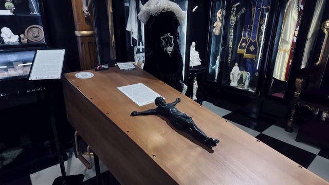 Семейный поход в Музей мировой погребальной культуры: необычный опыт и важные разговоры