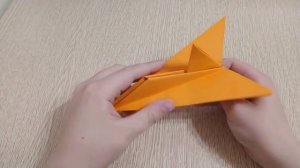 Как сделать простой бумажный самолетик