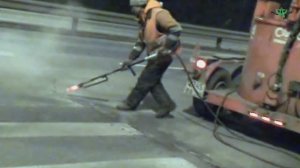 Видеосъёмка 2007-2008 г, работа по санация трещин в асфальтобетоне при отрицательных температурах.