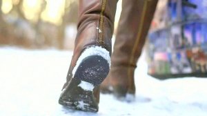 Секретный ЛАЙФХАК для ТЁПЛЫХ НОГ зимой! Работает даже в -30°С – попробуйте БЕСПЛАТНО!