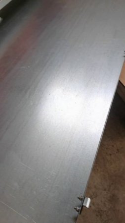 Зачем этот ящик крепят на раму прицепа тягача?