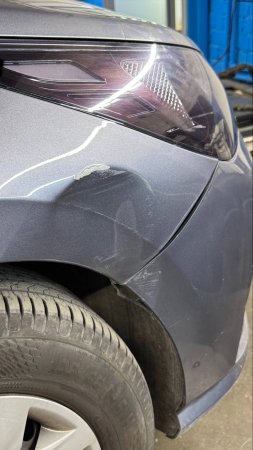 Hyundai Solaris - ремонт вмятин без покраски на крыле автомобиля